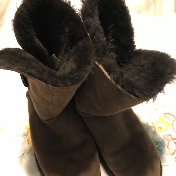 Ugh Australia w Bailey button 5803 - Picture 1 of 7